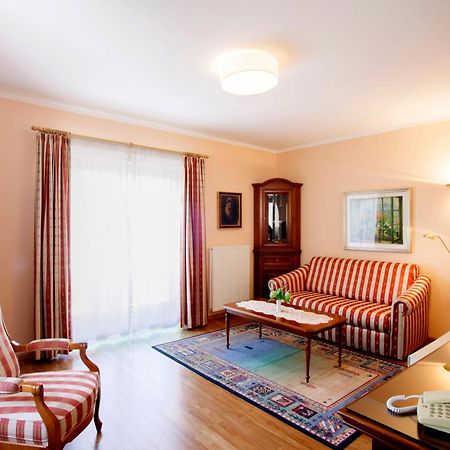 Hotel Foerstlerhof Postal / Burgstall Екстер'єр фото