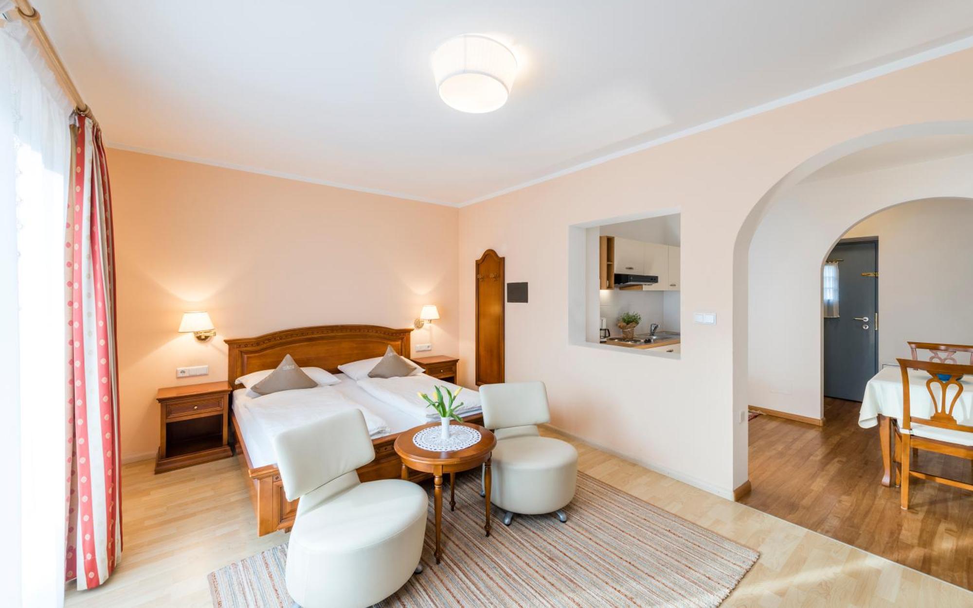 Hotel Foerstlerhof Postal / Burgstall Екстер'єр фото